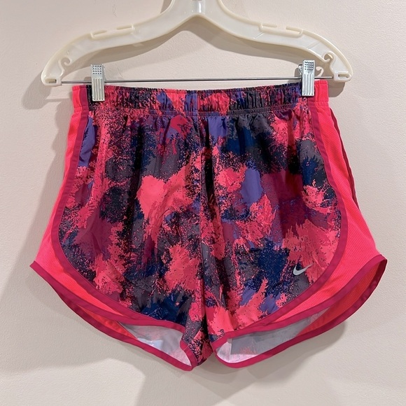 Nike Pants - 🔥Nike Women's Pink and Purple Running Shorts🔥